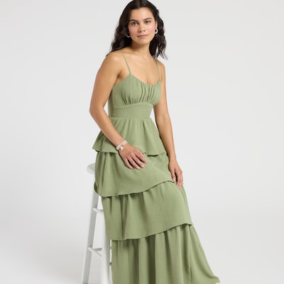 Originality Solid Tiered Maxi Dress
