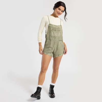 Angie Washed Shortall